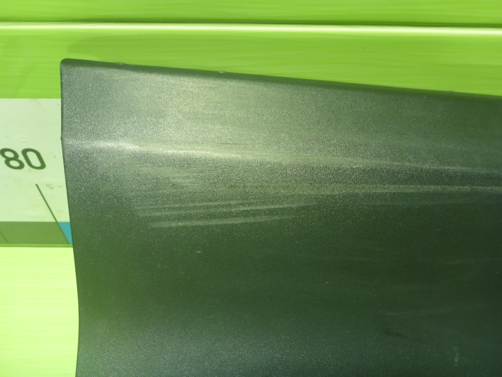 Накладка двери задней правой