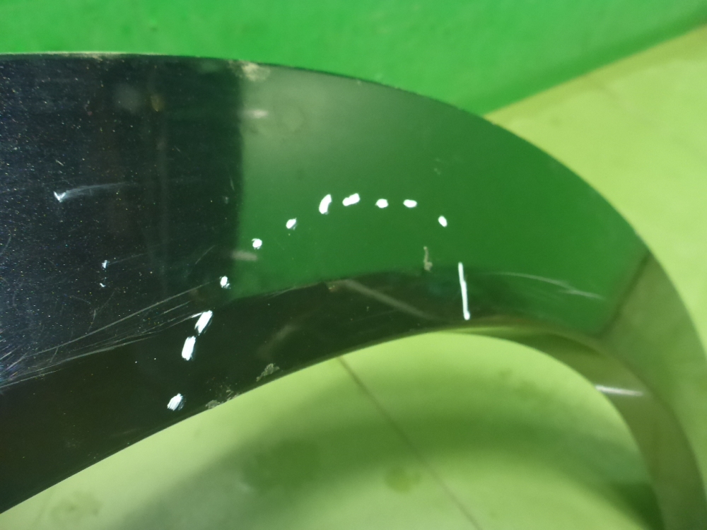 Накладка заднего крыла правого