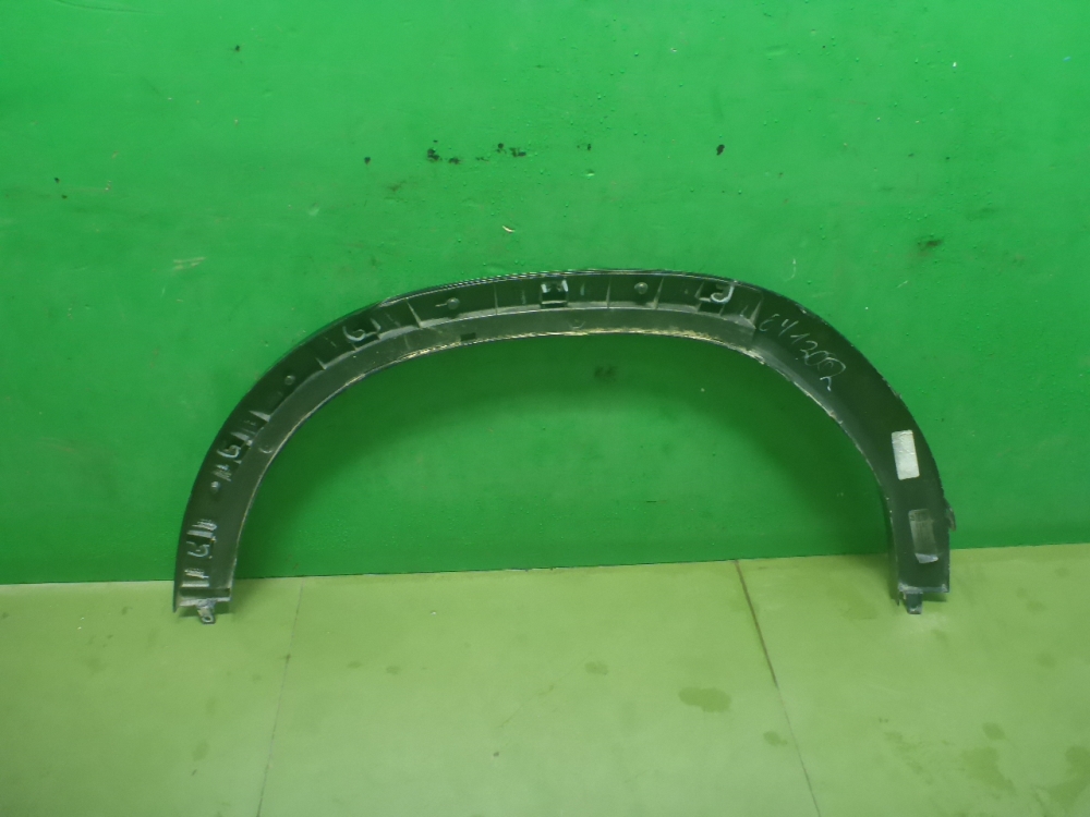 Накладка заднего крыла правого