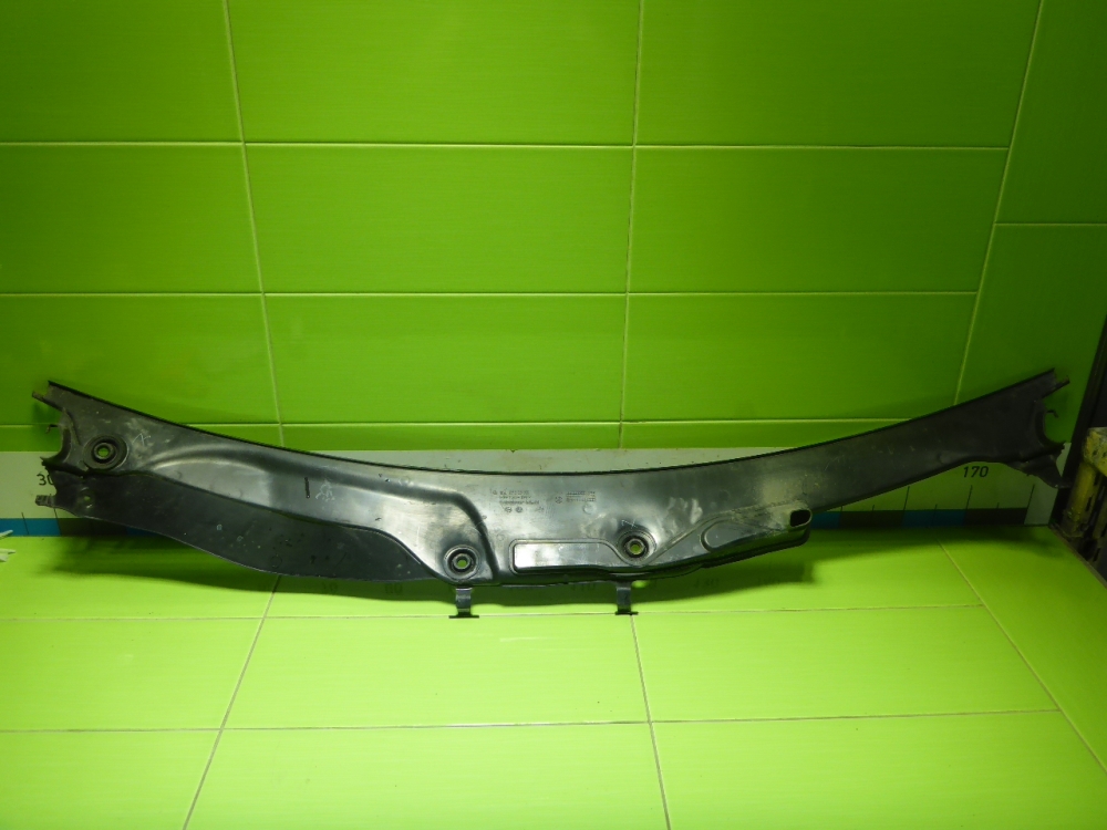 Решетка стеклоочистителей (Жабо)