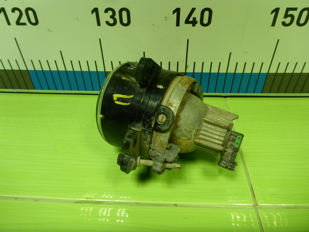 Фара противотуманная правая