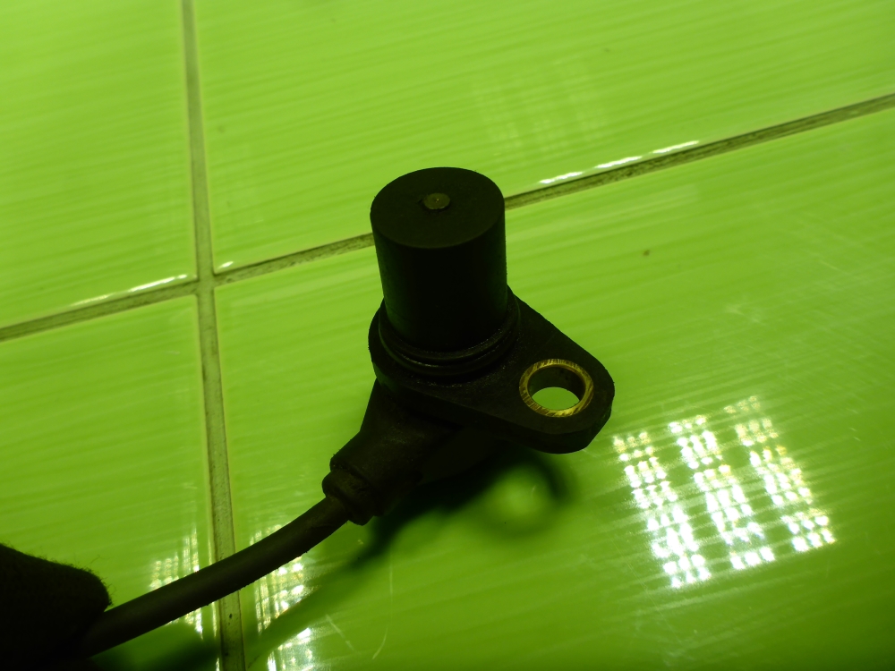 Датчик положения коленвала