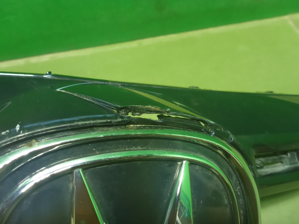 Накладка на решетку радиатора