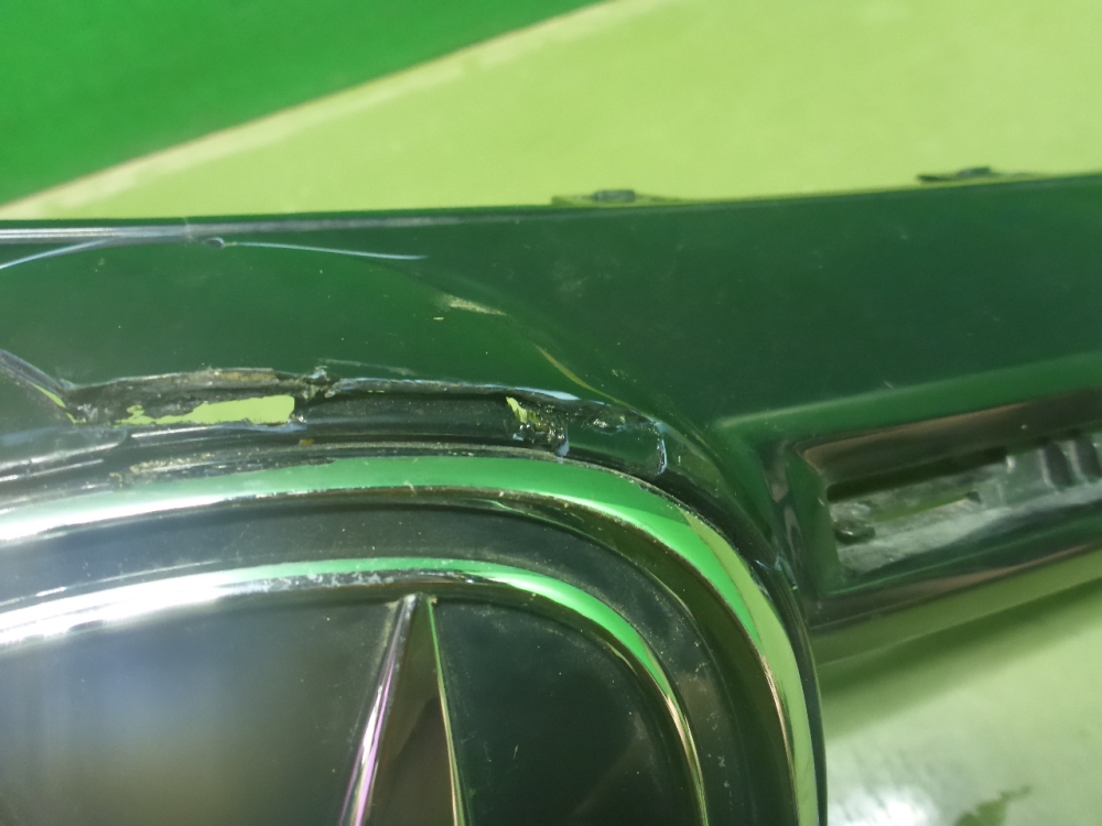 Накладка на решетку радиатора