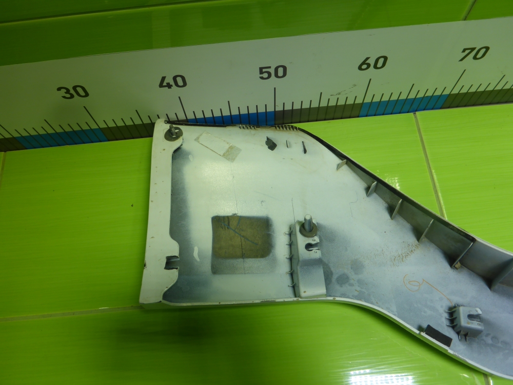 Накладка двери багажника