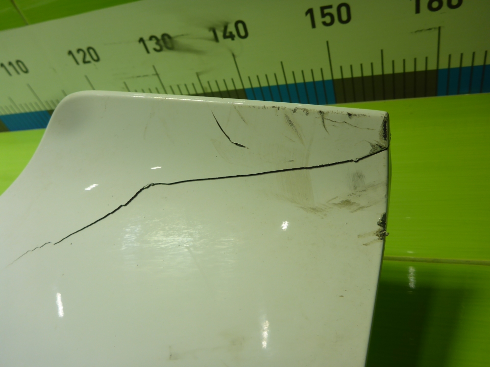 Накладка двери багажника