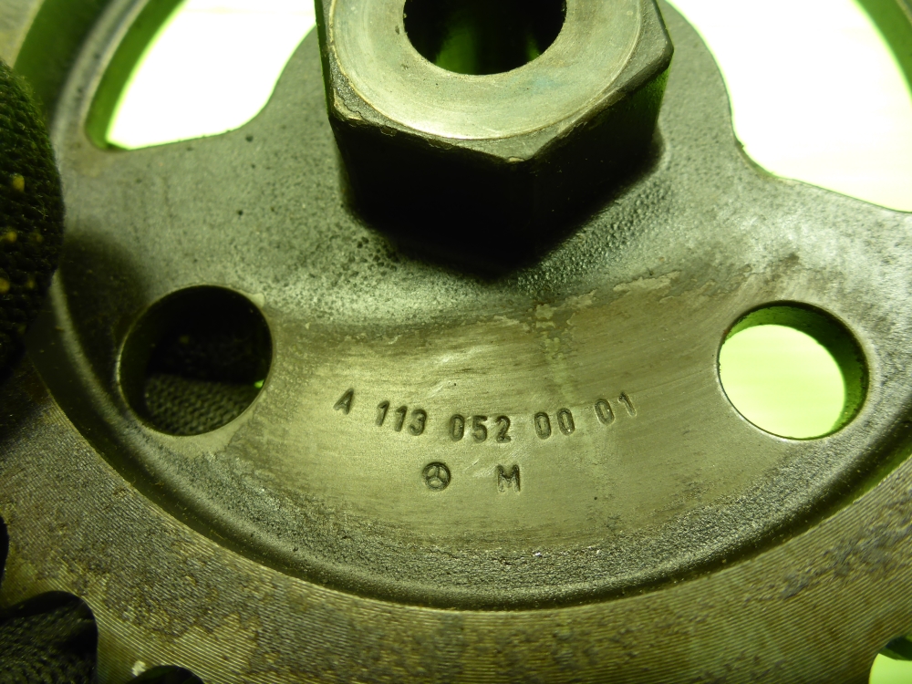 Шестерня распредвала