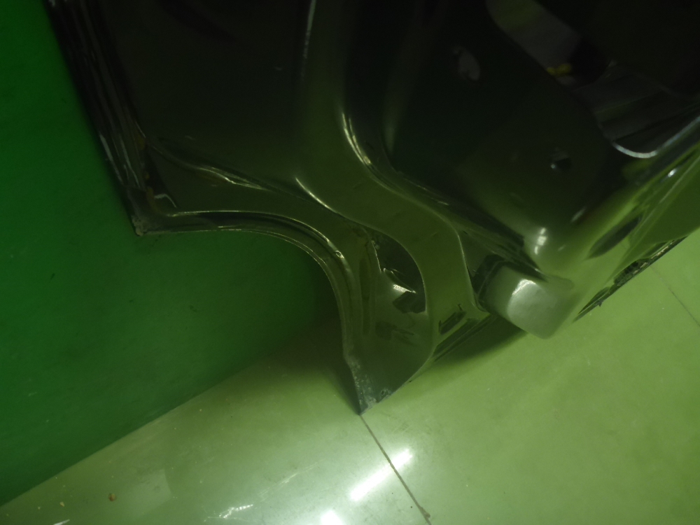 Дверь задняя левая