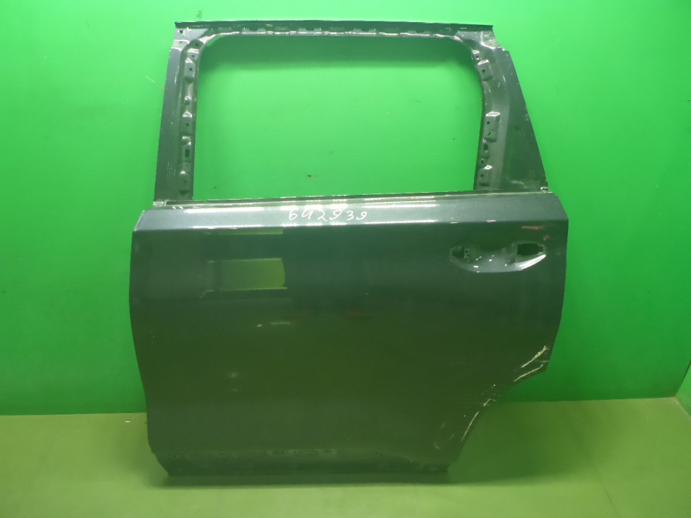 Дверь задняя левая