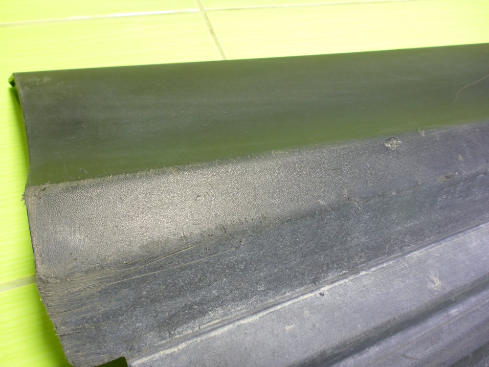 Накладка двери задней правой