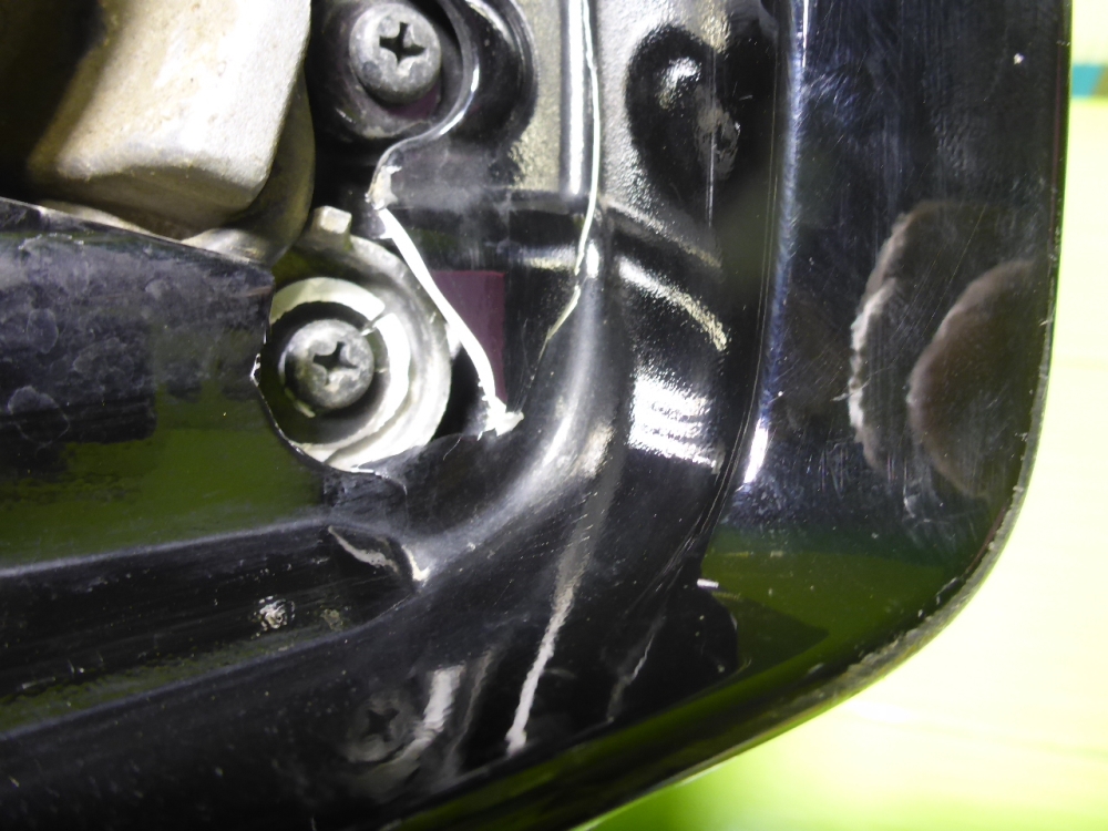 Зеркало правое электрическое