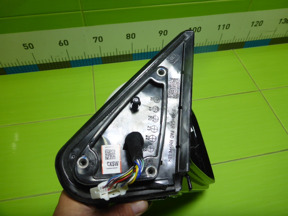 Зеркало правое электрическое