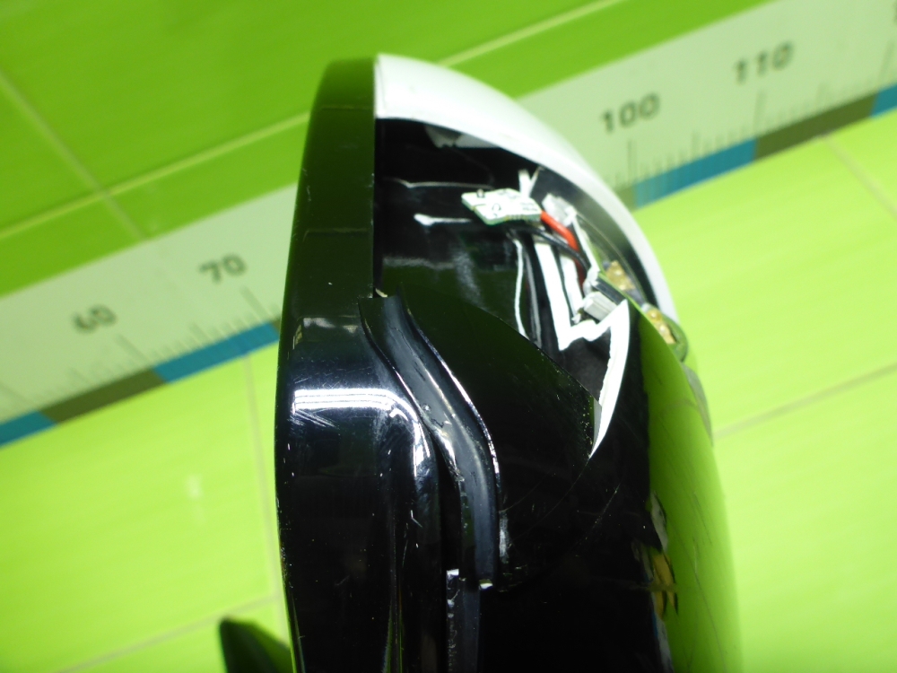 Зеркало правое электрическое