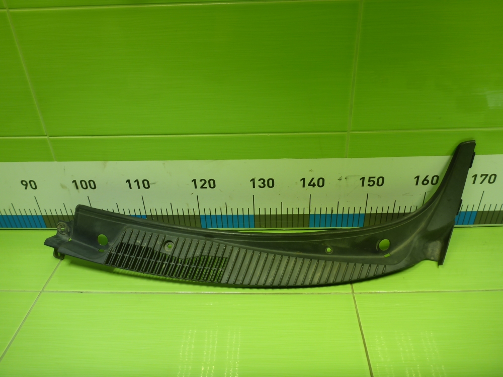 Решетка стеклоочистителей (Жабо)