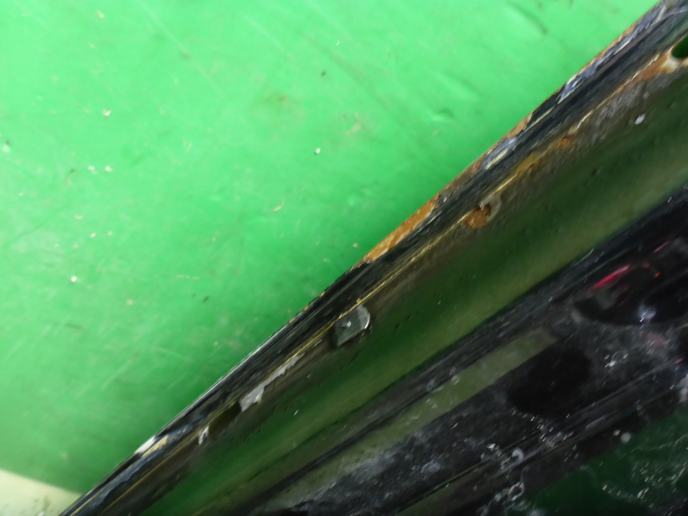 Дверь задняя левая