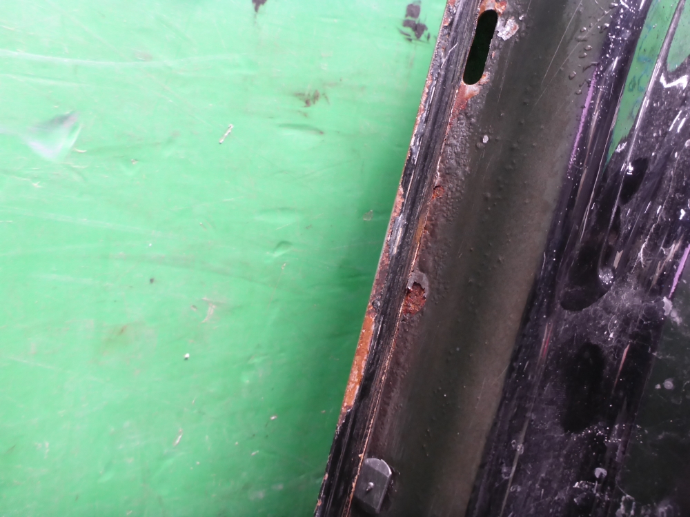 Дверь задняя левая