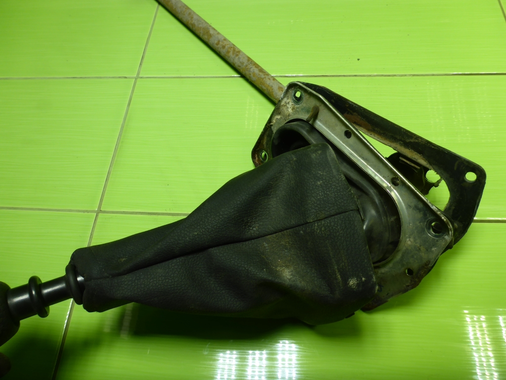 Кулиса МКПП / АКПП