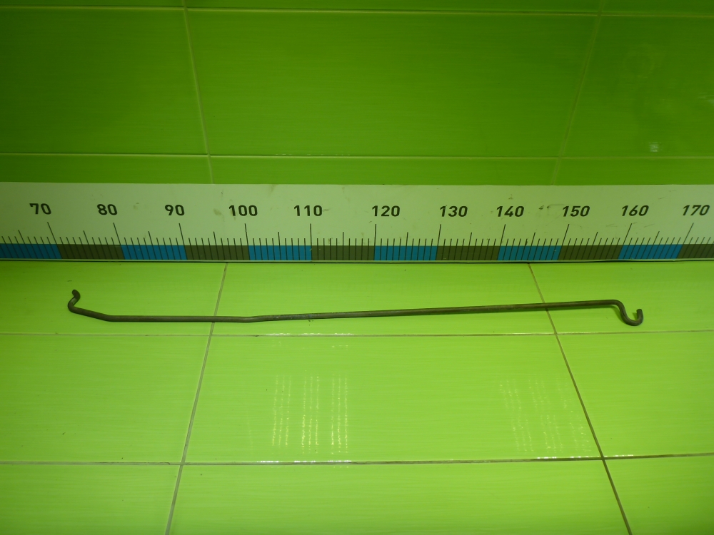 Держатель капота