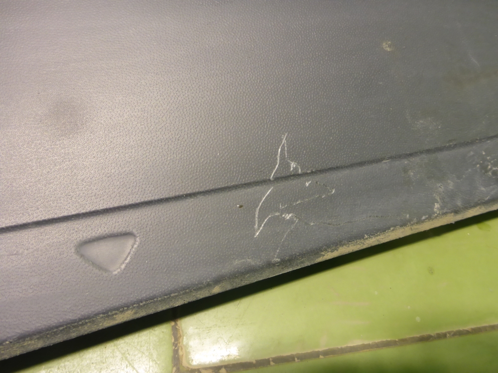 Накладка двери задней правой