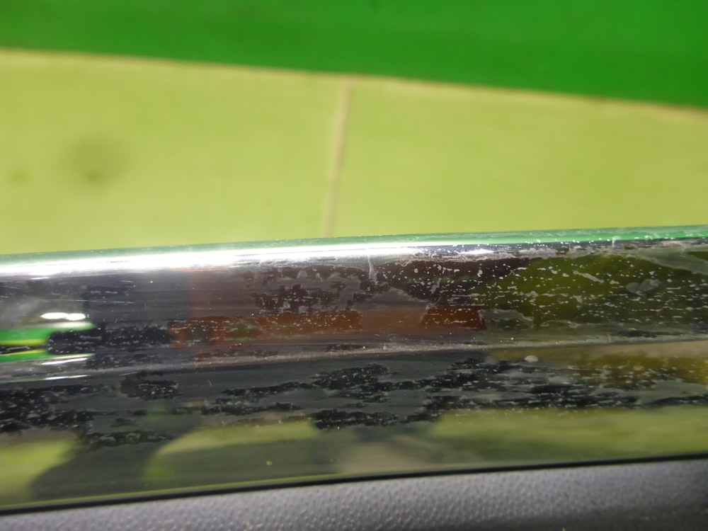 Накладка двери задней левой