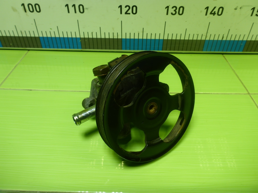 Насос ГУР (гидроусилитель руля)