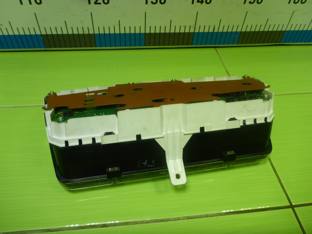 Панель приборов