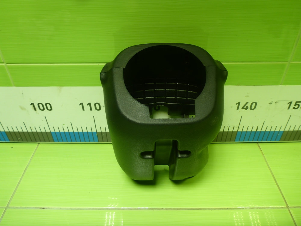 Кожух рулевой колонки