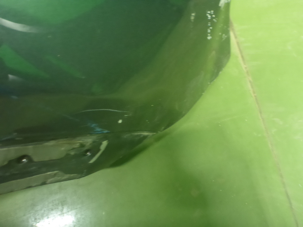 Крыло переднее левое