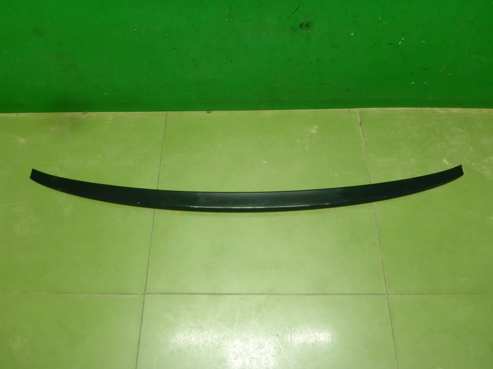 Спойлер (дефлектор) крышки багажника