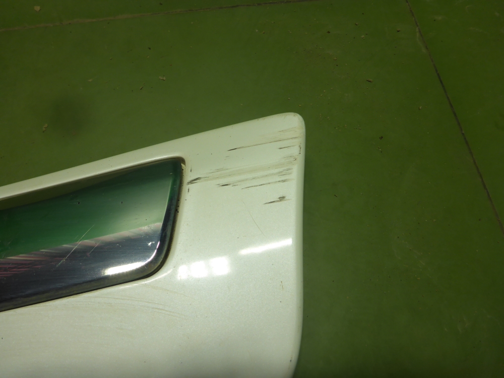 Накладка двери задней левой