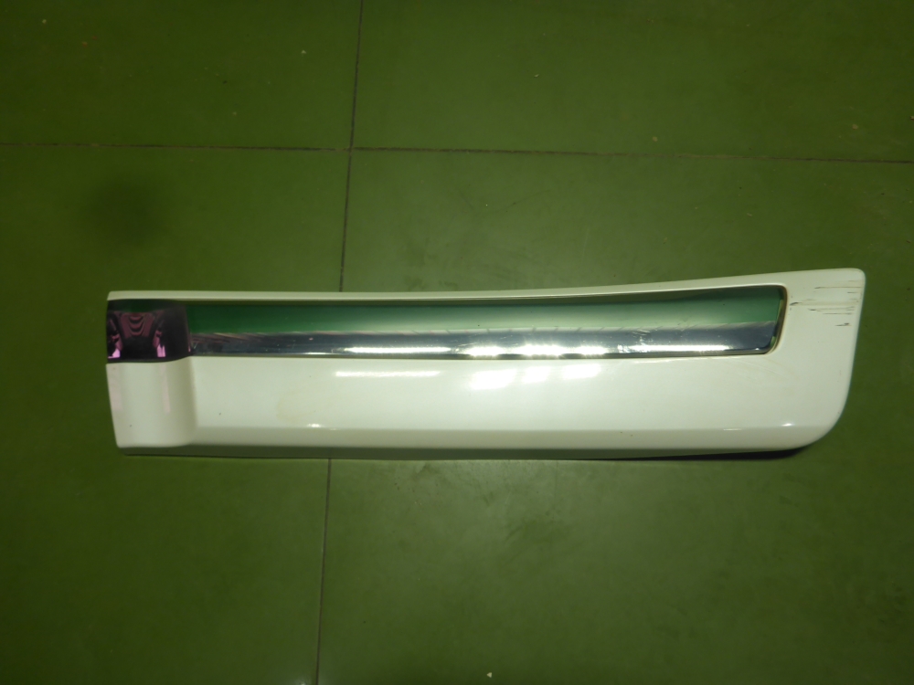 Накладка двери задней левой