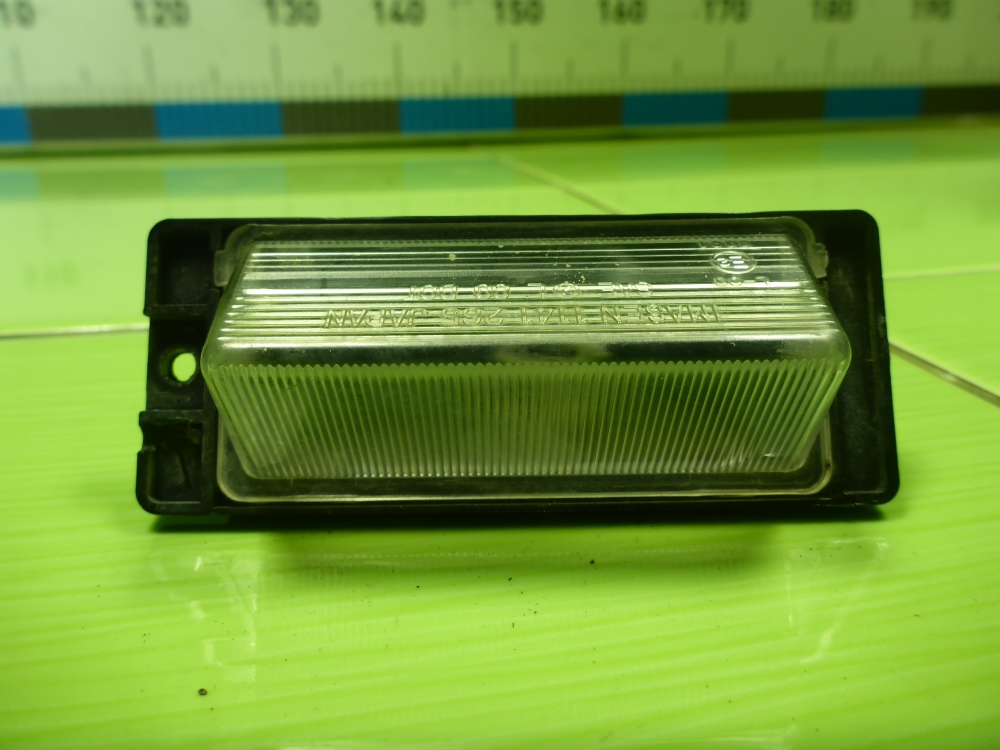 Фонарь подсветки номера