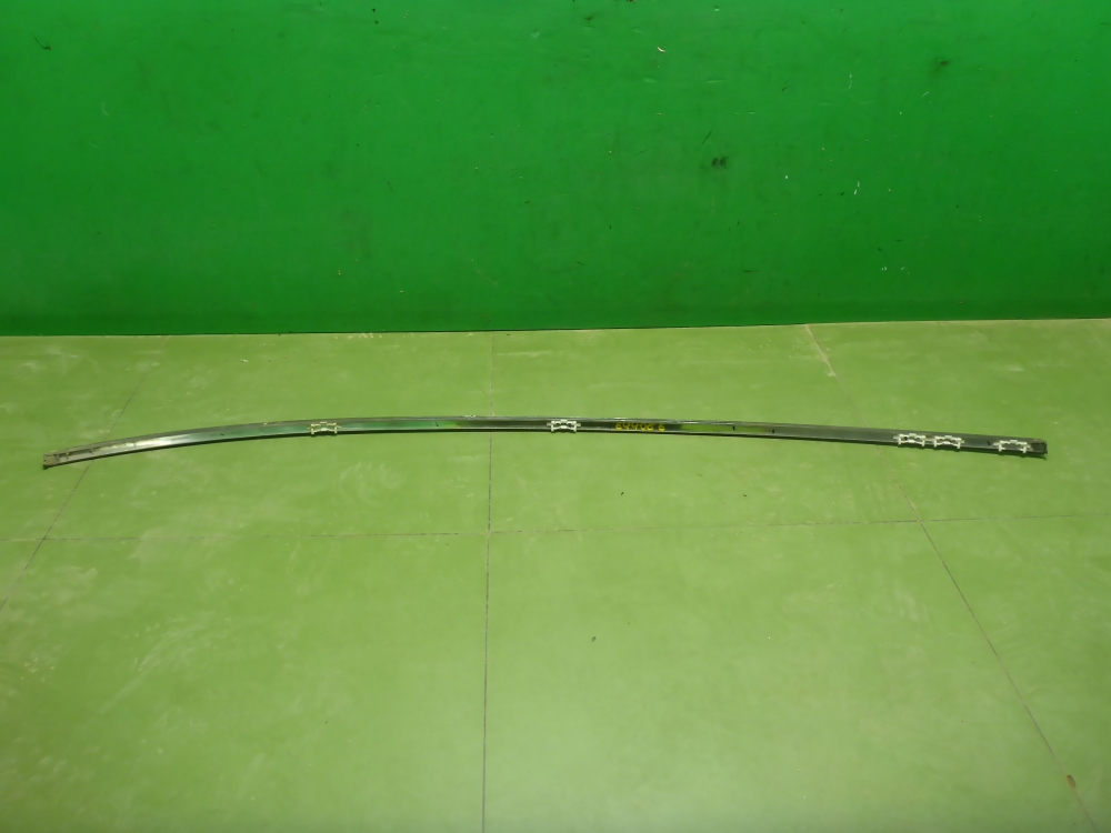 Молдинг крыши правый