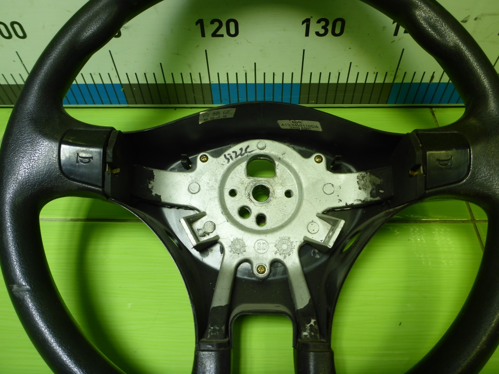 Рулевое колесо (руль)