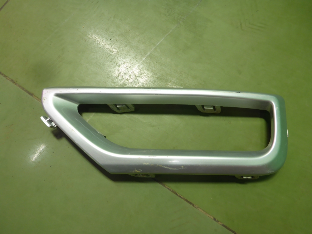 Накладка заднего бампера правая