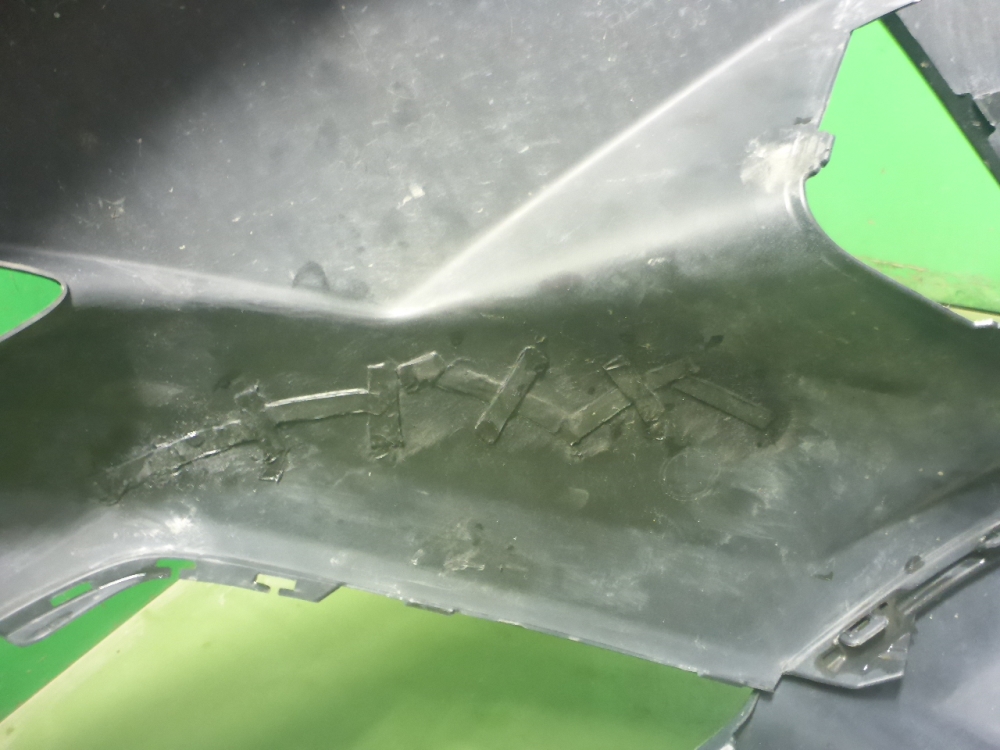 Бампер передний