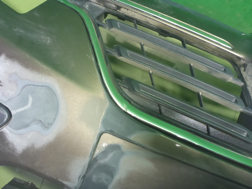 Бампер передний