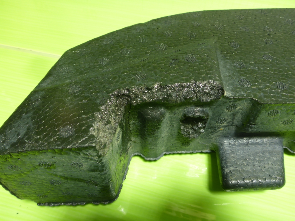 Наполнитель переднего бампера