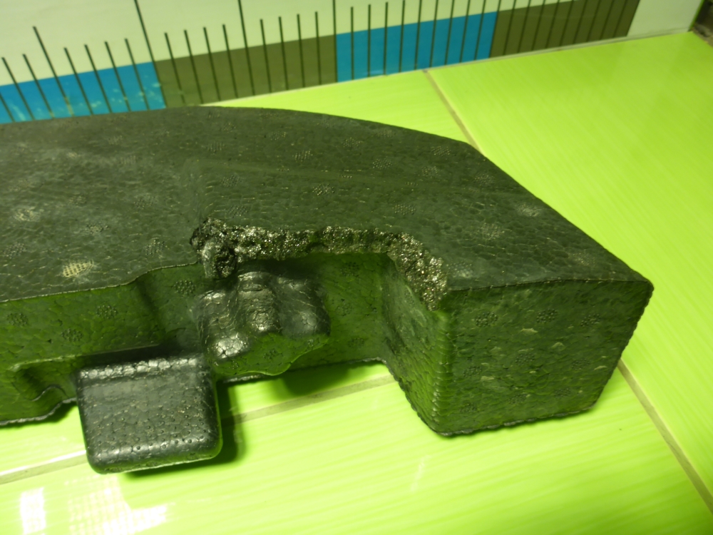 Наполнитель переднего бампера