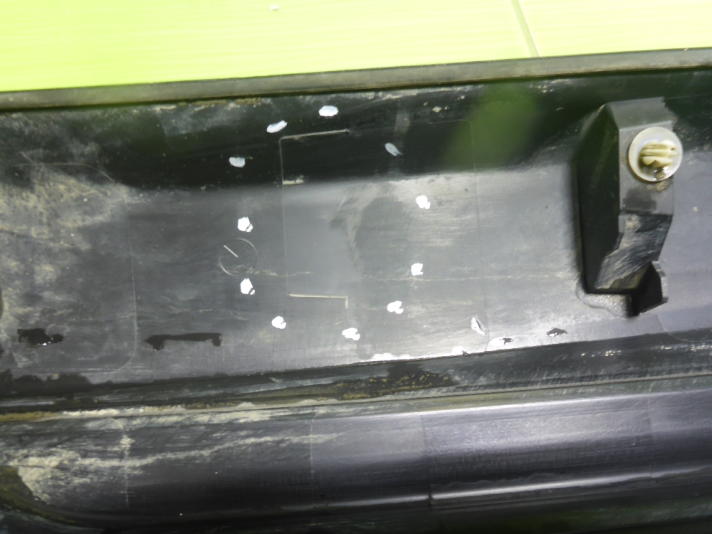 Накладка двери задней левой