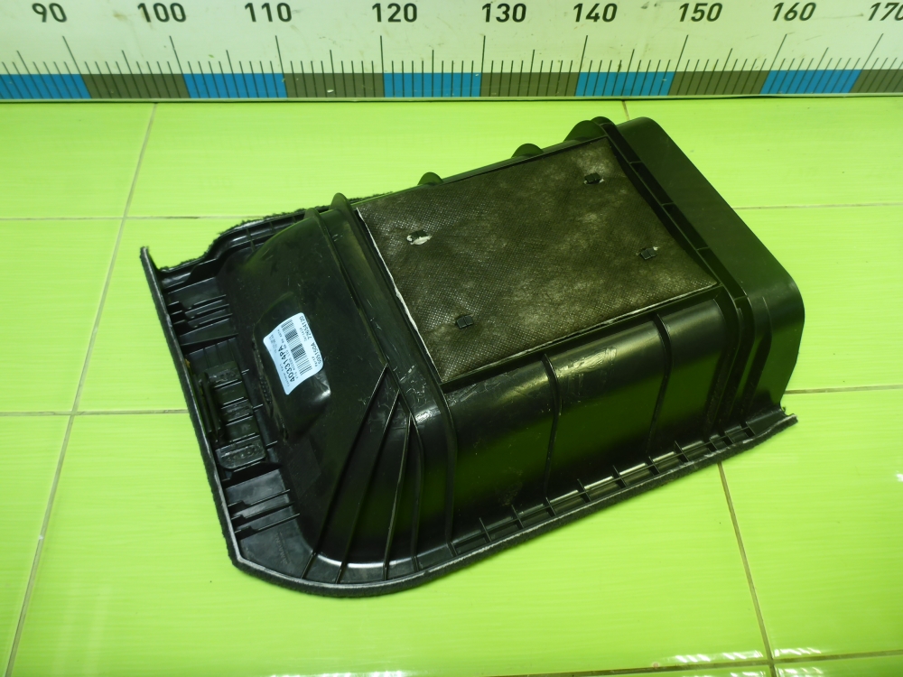 Обшивка багажника