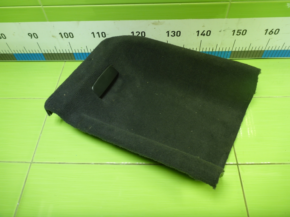 Обшивка багажника