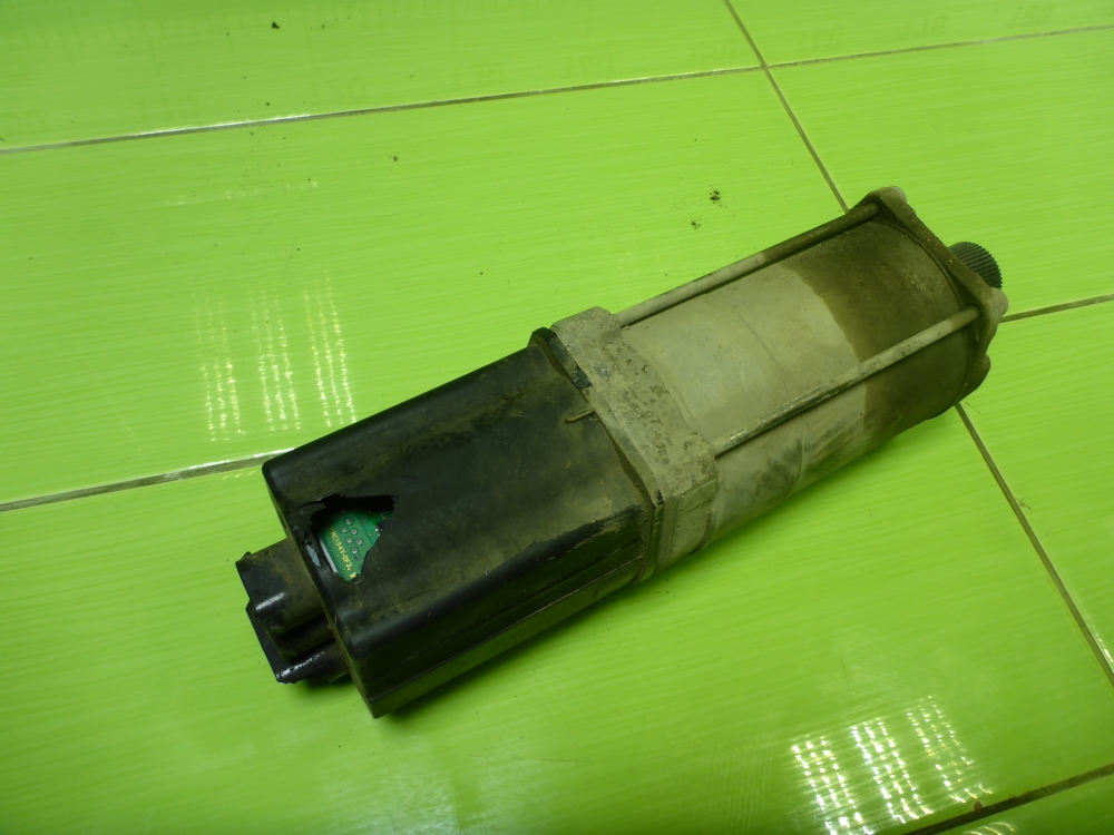 Серводвигатель рулевой рейки