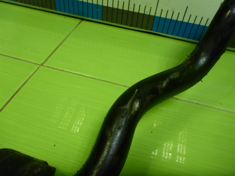 Стабилизатор передний