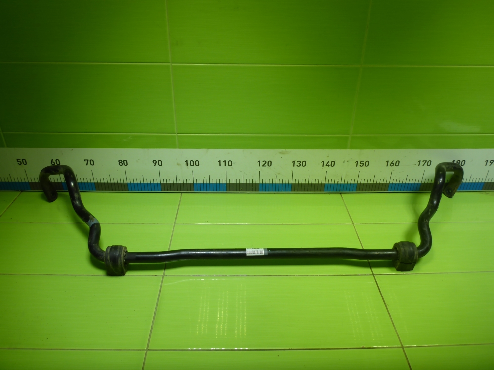 Стабилизатор передний