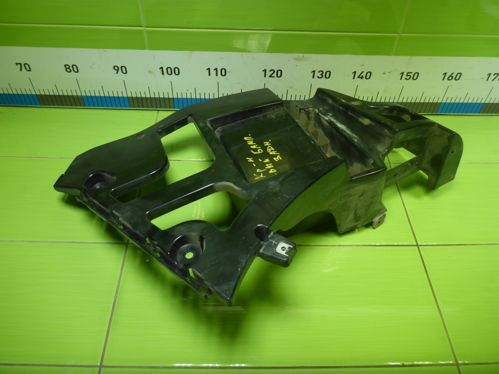 Кронштейн заднего бампера левый