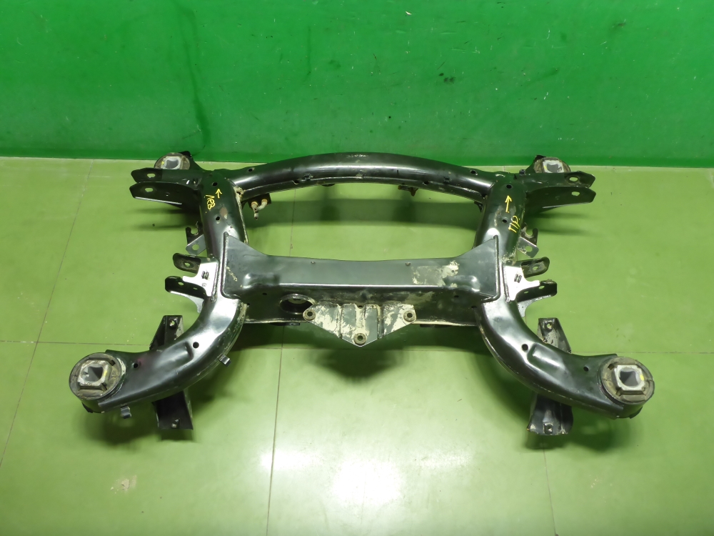 Балка задняя