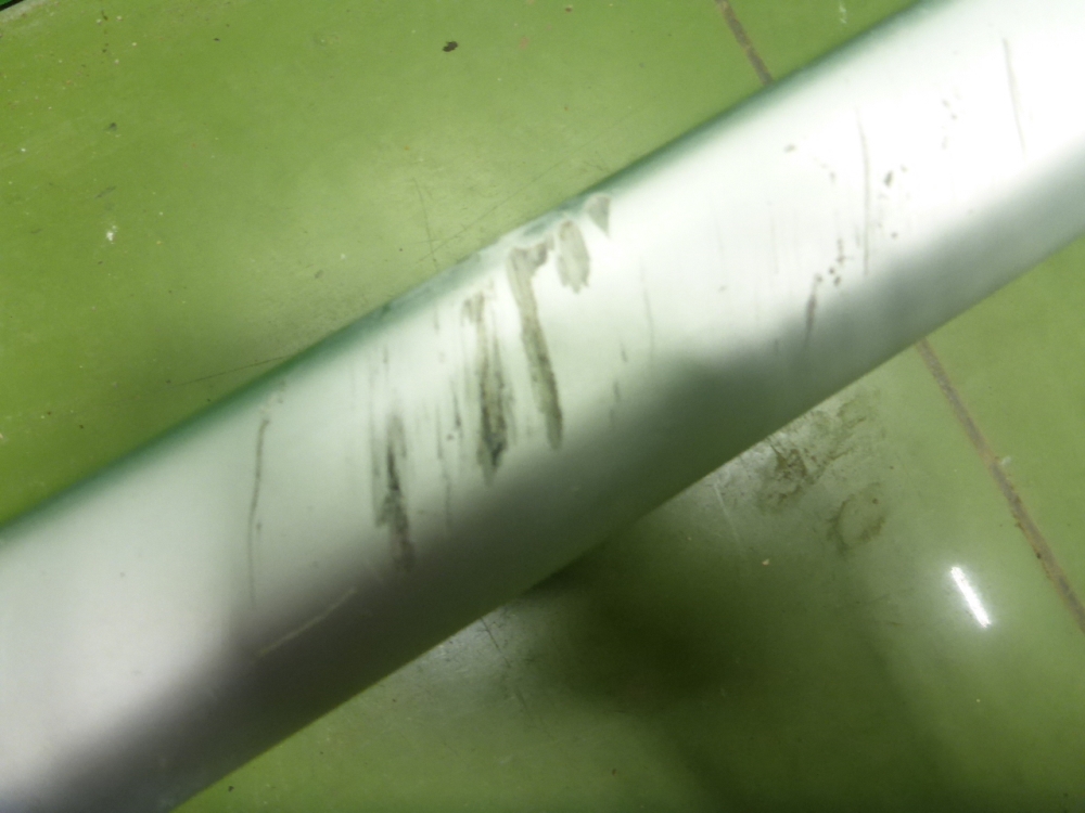 Рейлинг (релинг) левый (планка на крышу)