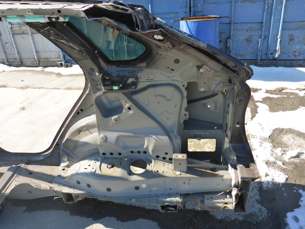 Кузовной элемент