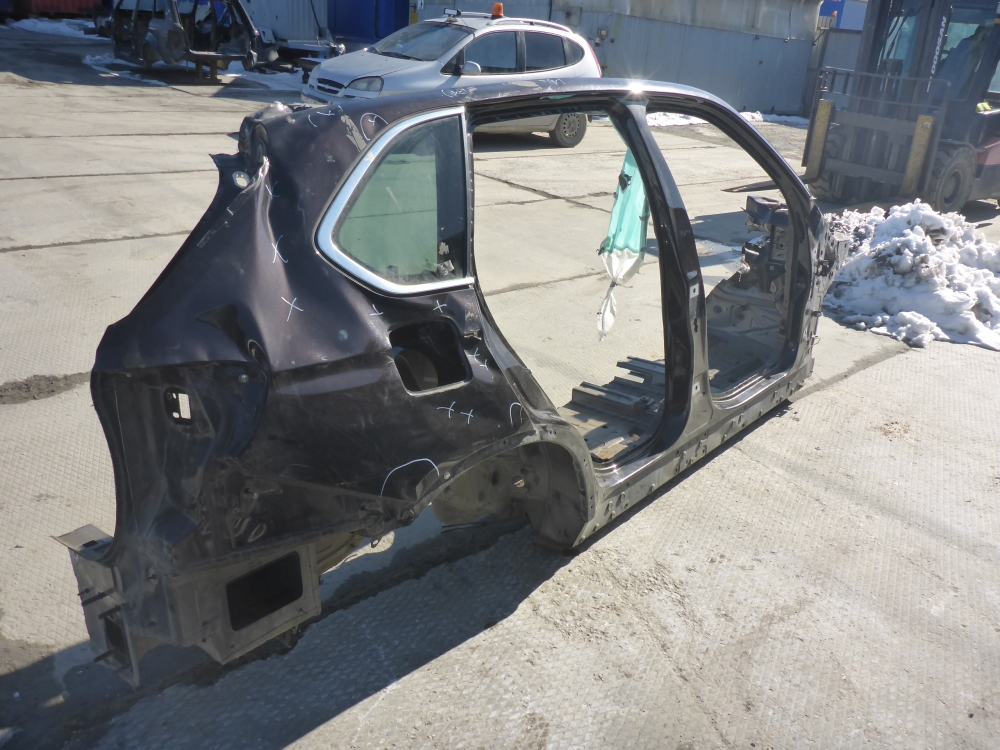 Кузовной элемент